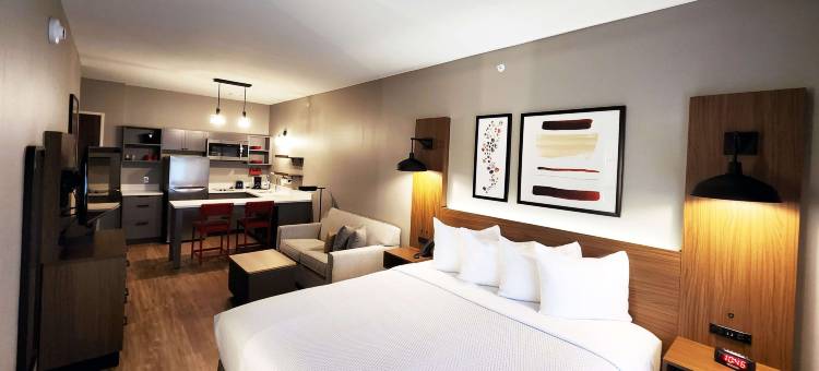 普弗拉热维尔浩枫温德姆酒店(Hawthorn Suites by Wyndham Pflugerville)图片