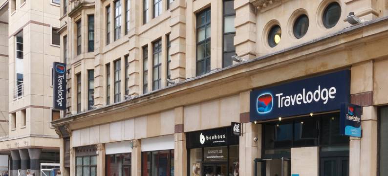 加的夫中央皇后街旅屋酒店(Travelodge Cardiff Central Queen Street)图片