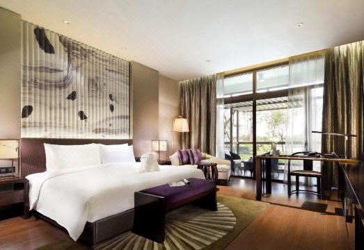 Citic Pacific Zhujiajiao Jin Jiang HotelHotel Overview