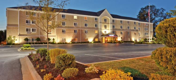 Candlewood Suites 保龄球绿色(Candlewood Suites Bowling Green)图片