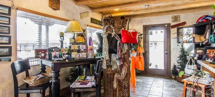 威莱斯市中心 - 66 号公路罗德威套房酒店(Rodeway Inn & Suites Williams Downtowner-Rte 66)图片