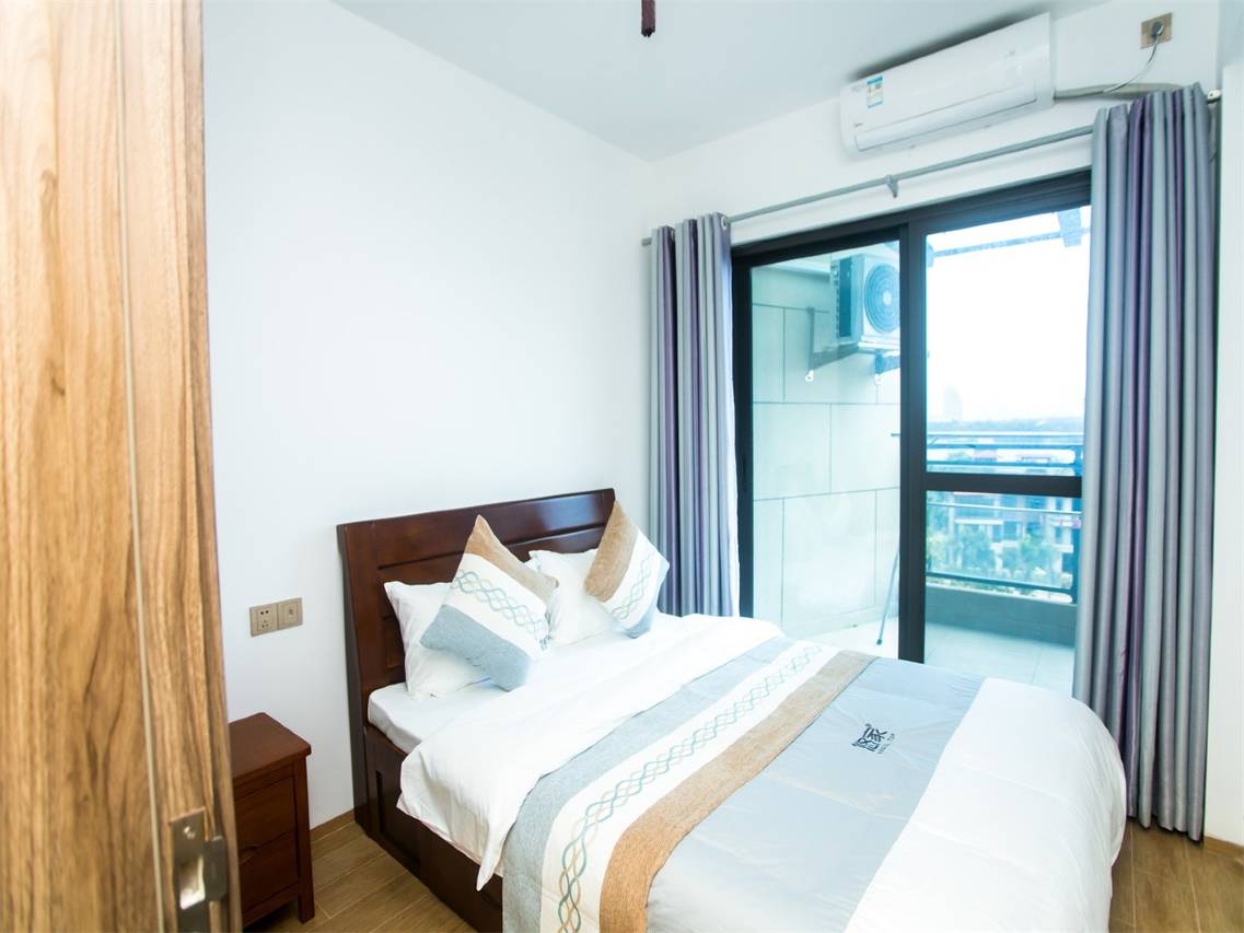 悠家房东黄公寓(海榆东线分店)