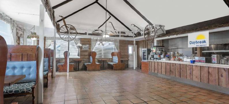 梅里迪恩酒店(Meridian Inn Hotel)图片