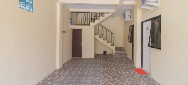 红多兹伊斯兰酒店-近茉莉芬国立理工学院(RedDoorz Syariah Near Politeknik Negeri Madiun)图片