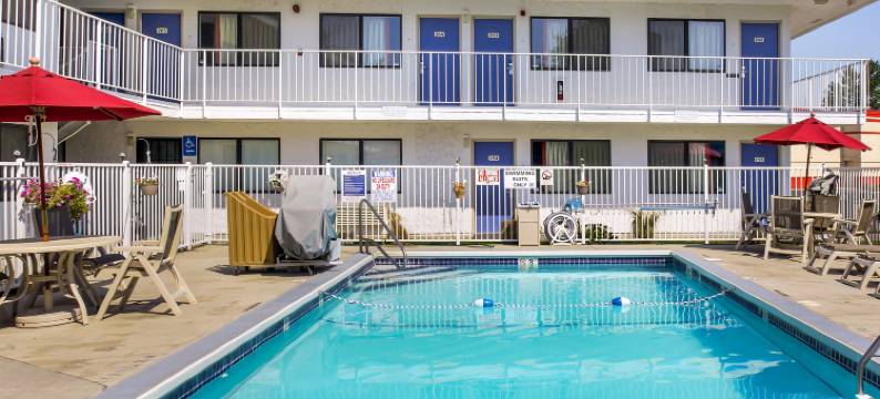 6梅德福南汽车旅馆(Motel 6 Medford, or)图片