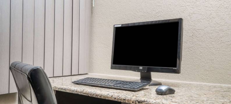 莱克湖温德姆速8酒店(Super 8 by Wyndham Rice Lake)图片