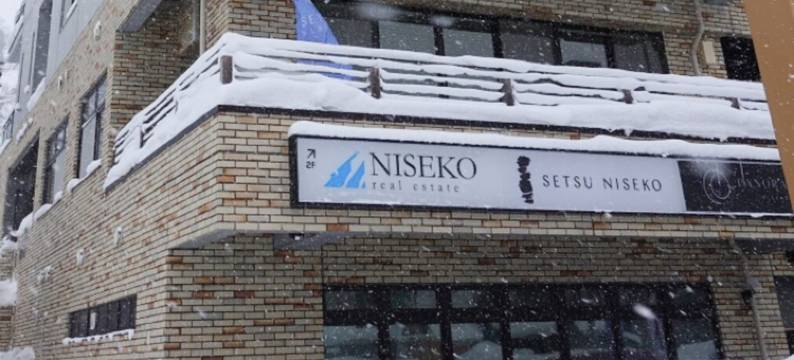 Mountainside Palace(Mountainside Palace)图片