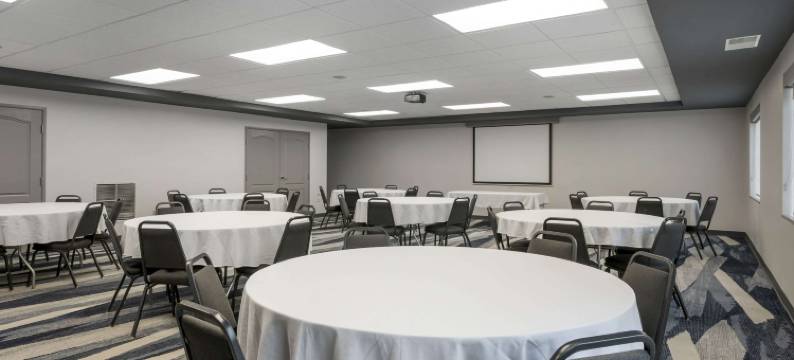 舒适套房酒店(Comfort Suites)图片