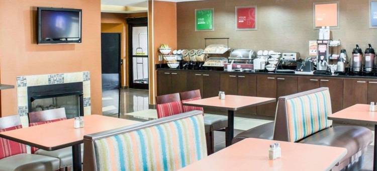 加纳克莱顿I-40舒适酒店(Comfort Inn Garner Clayton I-40)图片