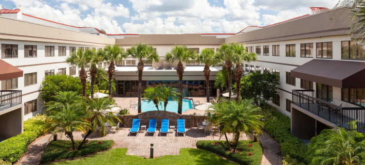 奥兰多机场喜来登套房酒店(Sheraton Suites Orlando Airport)图片
