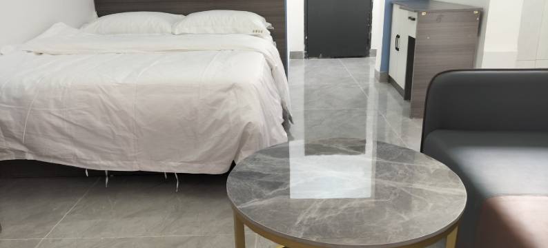 菁春季宿公寓(霞梧里分店)图片