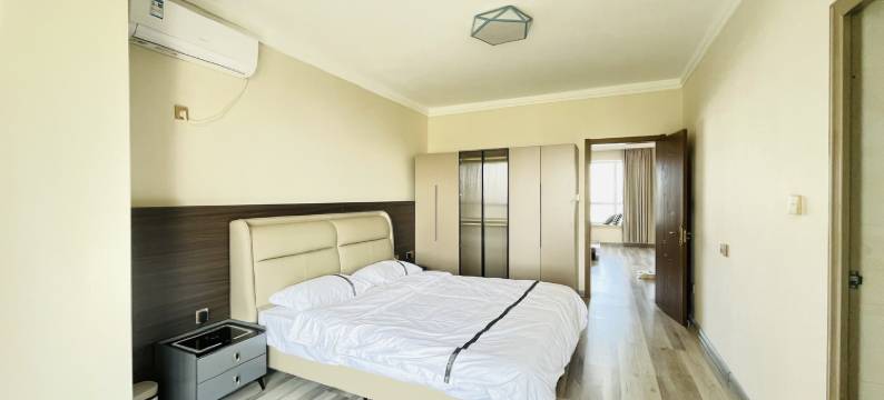 江景宜居公寓(鸭绿江大街分店)图片