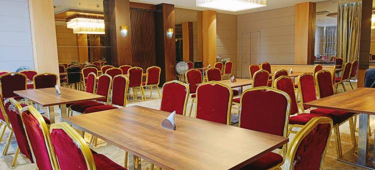 鲁图拉杰丽晶酒店(Hotel Ruturaj Regency)图片