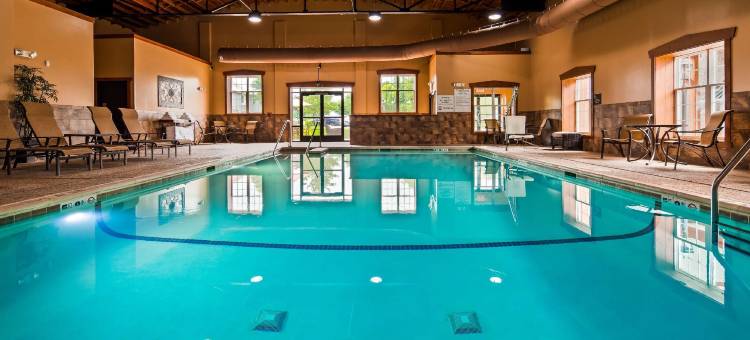 因特考斯贝斯特韦斯特优质套房酒店(Best Western Plus Intercourse Village Inn  Suites)图片