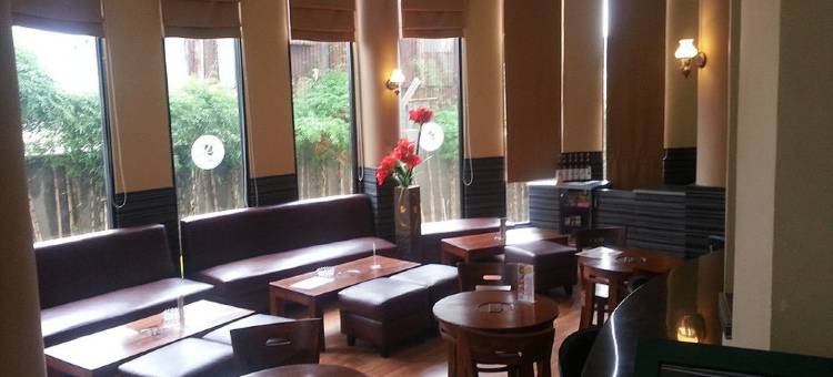 超级OYO联排别墅橡树酒店Fiducia Serpong(Super OYO Townhouse Oak Hotel Fiducia Serpong)图片