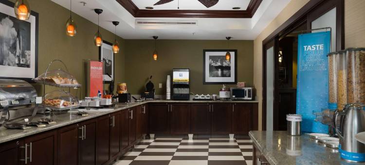 欢朋酒店泰特斯维尔/I-95 肯尼迪航天中心(Hampton Inn Titusville/I-95 Kennedy Space Center)图片