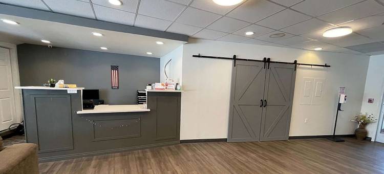 马尼托沃克戴斯酒店(Days Inn by Wyndham Manitowoc)图片