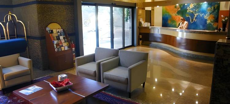 皮涅罗斯金塔 - 费尼克斯酒店(Golden Tower Pinheiros by Fênix Hotéis)图片