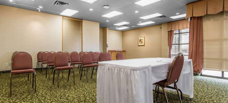 湾前品质酒店及套房(Quality Inn & Suites Bay Front)图片