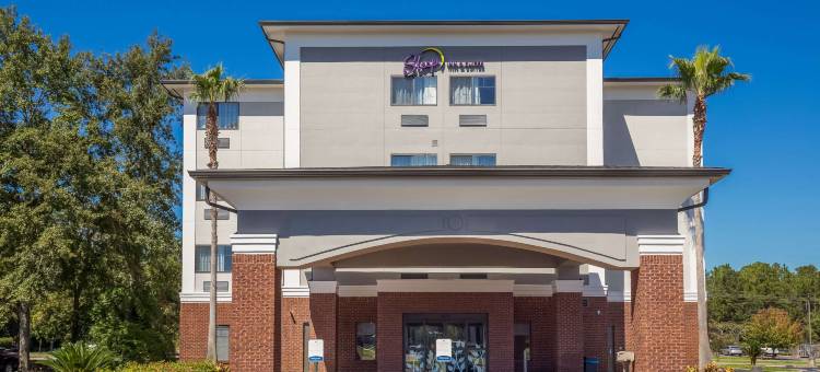 莫比尔萨拉兰北舒眠套房旅店(Sleep Inn & Suites North Mobile Saraland)图片