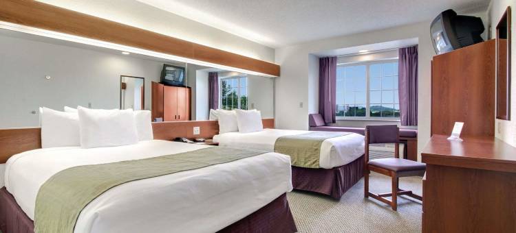 布里奇波特麦客达温德姆酒店(Microtel Inn & Suites by Wyndham Bridgeport)图片