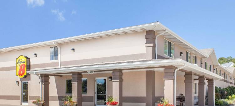 里奇兰兹-克莱普尔山地区温德姆速8酒店(Super 8 by Wyndham Richlands/Claypool Hill Area)图片