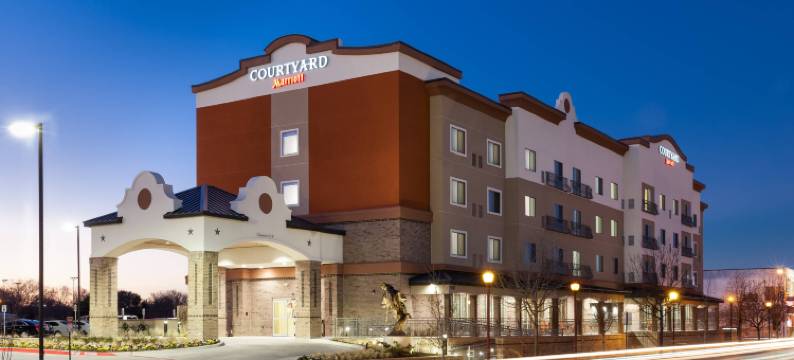 万怡酒店 - 由万豪管理 - 沃斯堡历史牲畜市场(Courtyard Fort Worth Historic Stockyards)图片