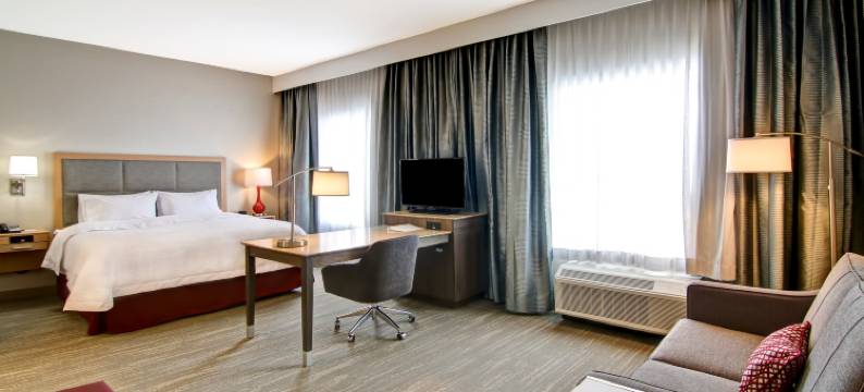 大草原城希尔顿欢朋套房酒店(Hampton Inn & Suites by Hilton-Grande Prairie, Alberta)图片