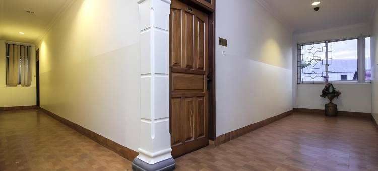 红门酒店-近美娜多贝塞斯达(RedDoorz Near Bethesda Manado)图片