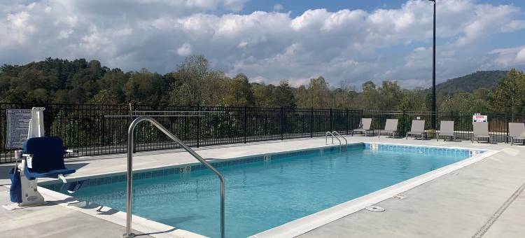 智选假日套房酒店马里恩 IHG(Holiday Inn Express & Suites Marion)图片