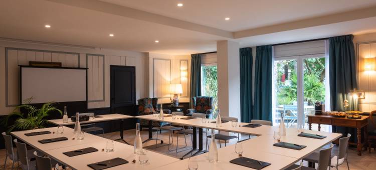 勒圣特克里斯托弗酒店(Hôtel le Saint Christophe)图片