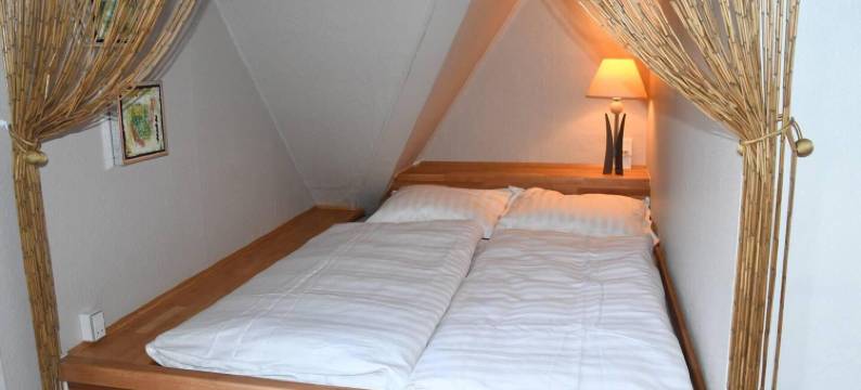 可爱的小镇公寓 - 可住5人，带停车位和花园(Lovely Town Apartment - Sleeps 5 Parking & Garden)图片