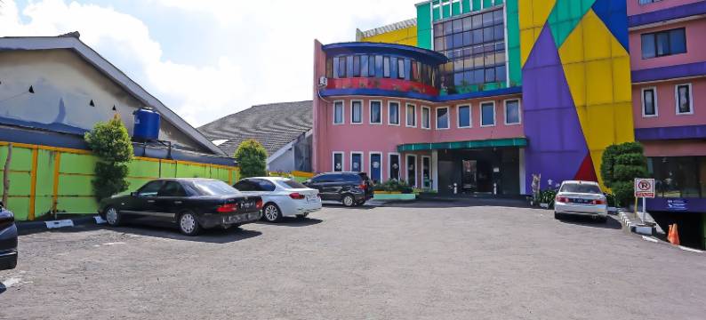 Townhouse OAK 酒店 Fiducia 巴萨尔明古(Townhouse Oak Hotel Fiducia Pasar Minggu)图片