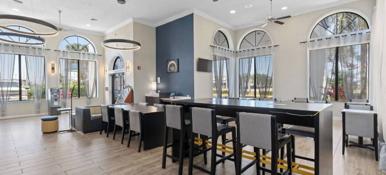 奥兰多东呗盟酒店(Baymont by Wyndham Orlando East)图片