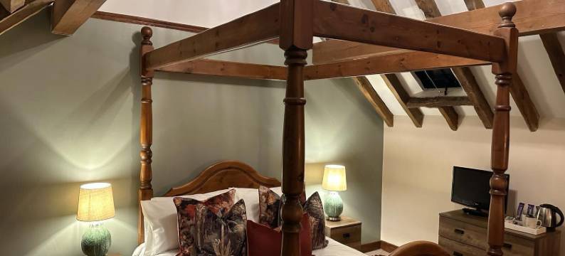 格林布尔酒店(The Bull on the Green)图片