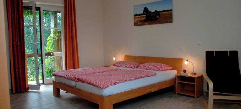 伯恩斯坦兰德希尔斯堡(Bernsteinland Hirschburg)图片