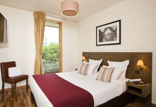 Residhome AsnieresHotel Overview