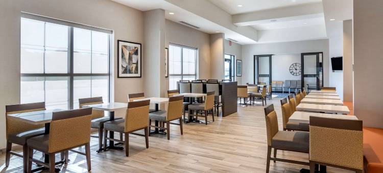 舒适套房酒店(Comfort Suites Grandview - Kansas City)图片