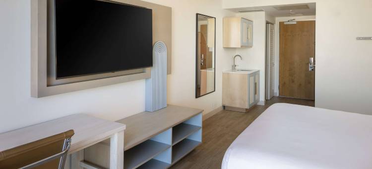 戴洛劳德代尔堡机场酒店，希尔顿启缤精选(Hotel Dello Fort Lauderdale Airport, Tapestry Collection by Hilton)图片