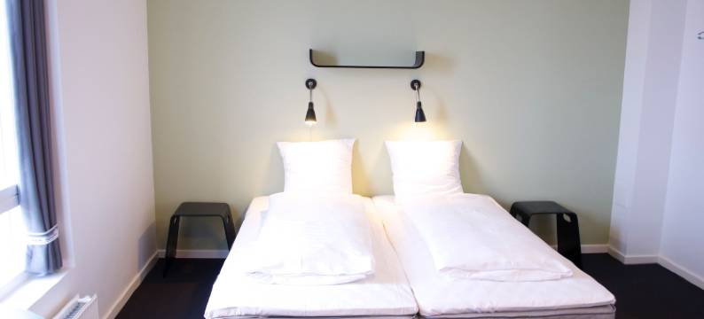 X汽车旅馆(Motel X)图片