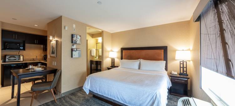 里弗波特列治文智选假日套房酒店(Holiday Inn Express & Suites Riverport Richmond)图片