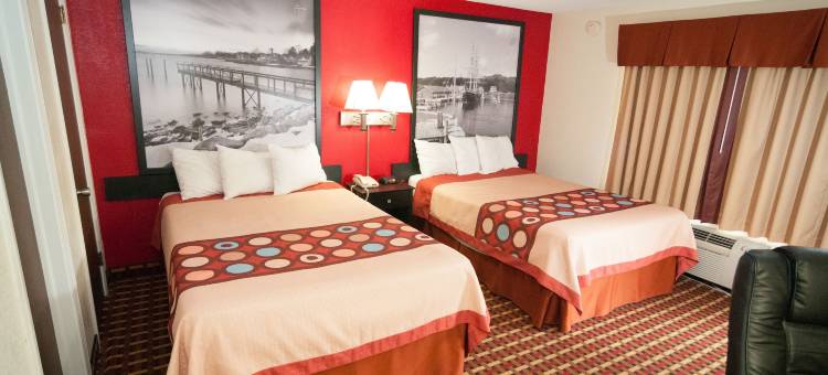 速韦瑟布鲁克速8酒店(Super 8 by Wyndham Old Saybrook)图片