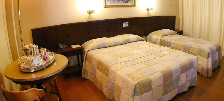 乡村酒店(Village Hotel)图片