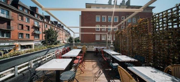 BRIT HOTEL PRIVILEGE 里齐约– 艺术别墅(Brit Hotel Privilege Lisieux - la Villa des Arts)图片