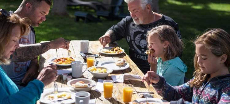普埃布罗旅舍(El Pueblo Lodge)图片