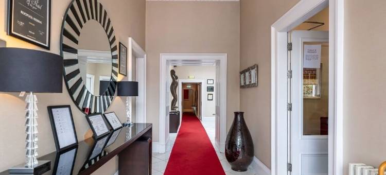 苏格兰高地桑切斯汤汁餐厅酒店(Rocpool Reserve)图片