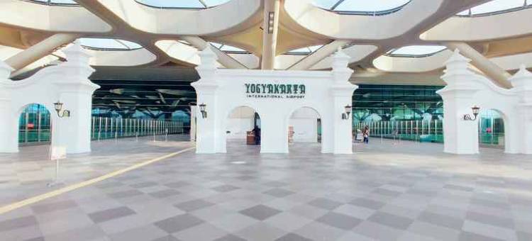 鲁敏图伊斯兰酒店YIA邬伦普罗戈(Lumintu Syariah Yia Kulon Progo)图片