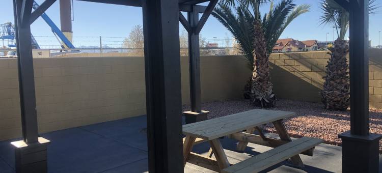 希斯皮里亚-维克多维尔I-15伊克诺旅馆(Econo Lodge Hesperia - Victorville I-15)图片