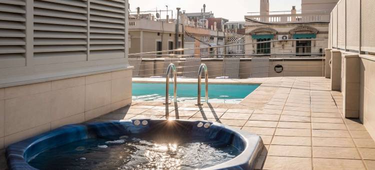 中央桑诺泰俱乐部酒店(Petit Palace Trencadis)图片