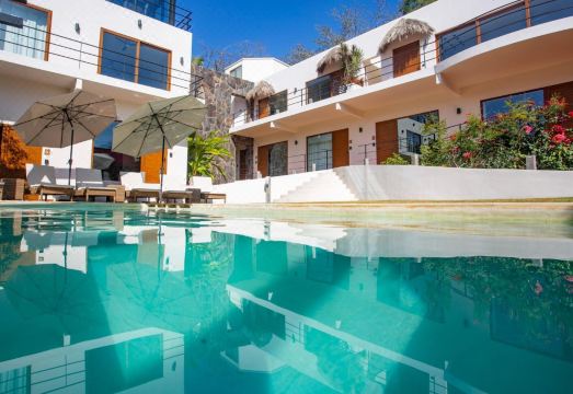 Casa de la Ballena Hotel Overview